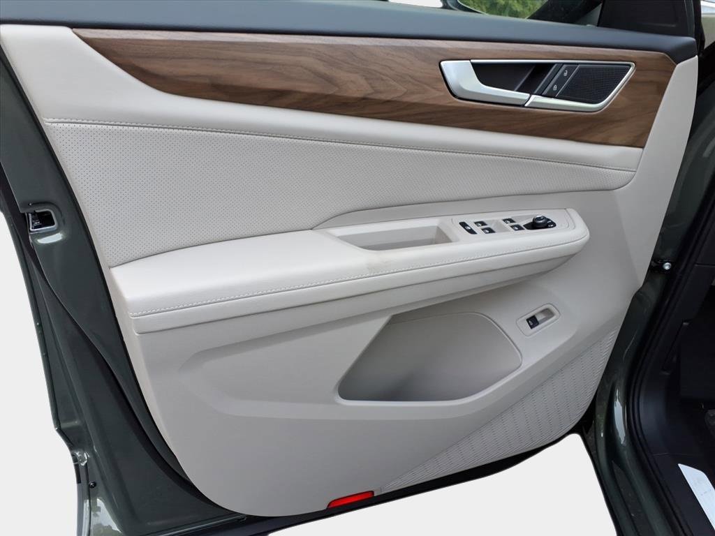 New 2026 Volkswagen Atlas SE image 8