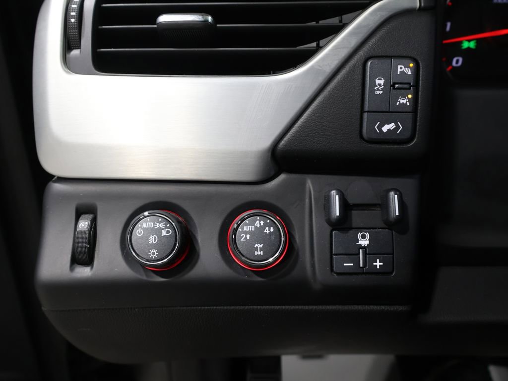 Used 2016 GMC Yukon XL SLT w/ Open Road Package image 38