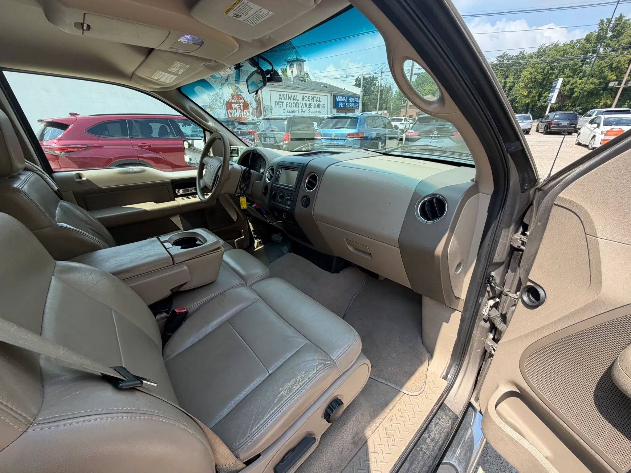 Used 2005 Ford F150 XLT RWD image 14
