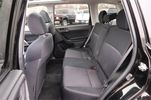 Used 2015 Subaru Forester 2.5i Premium image 10