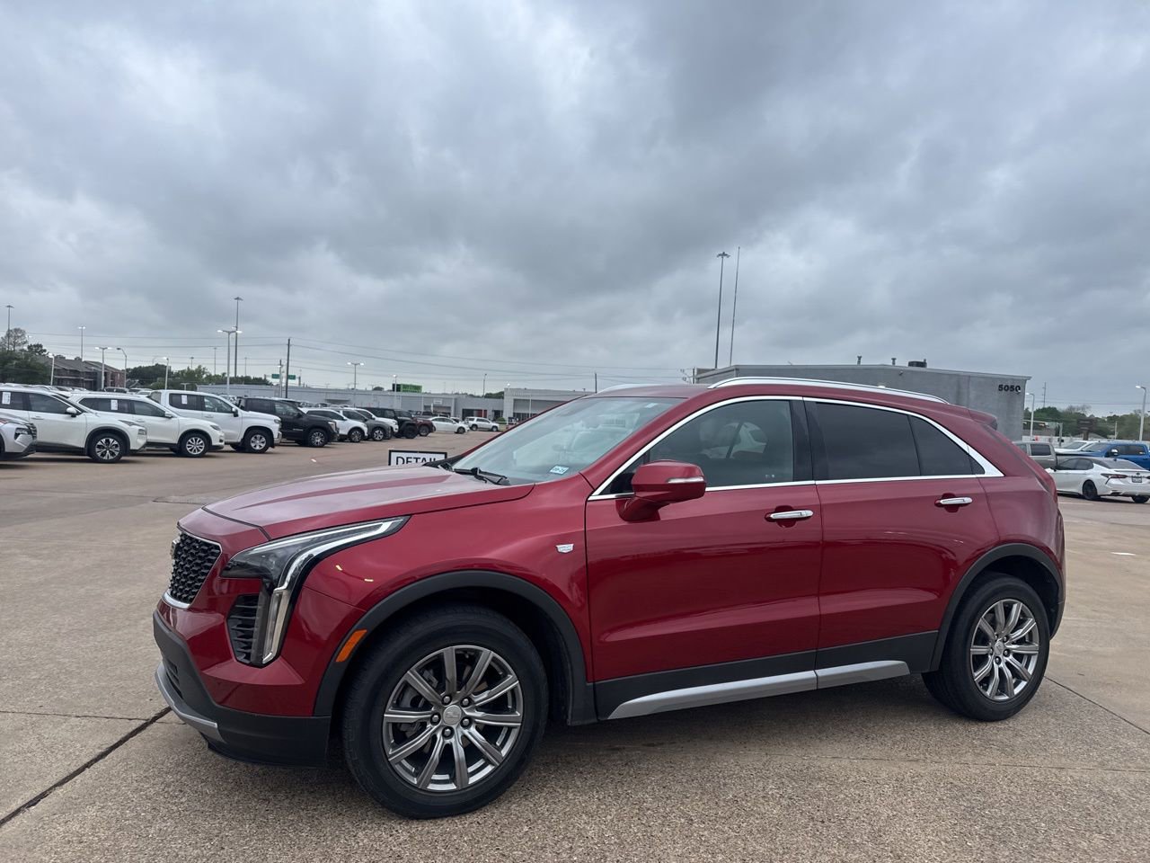 Used 2021 Cadillac XT4 Premium Luxury image 10