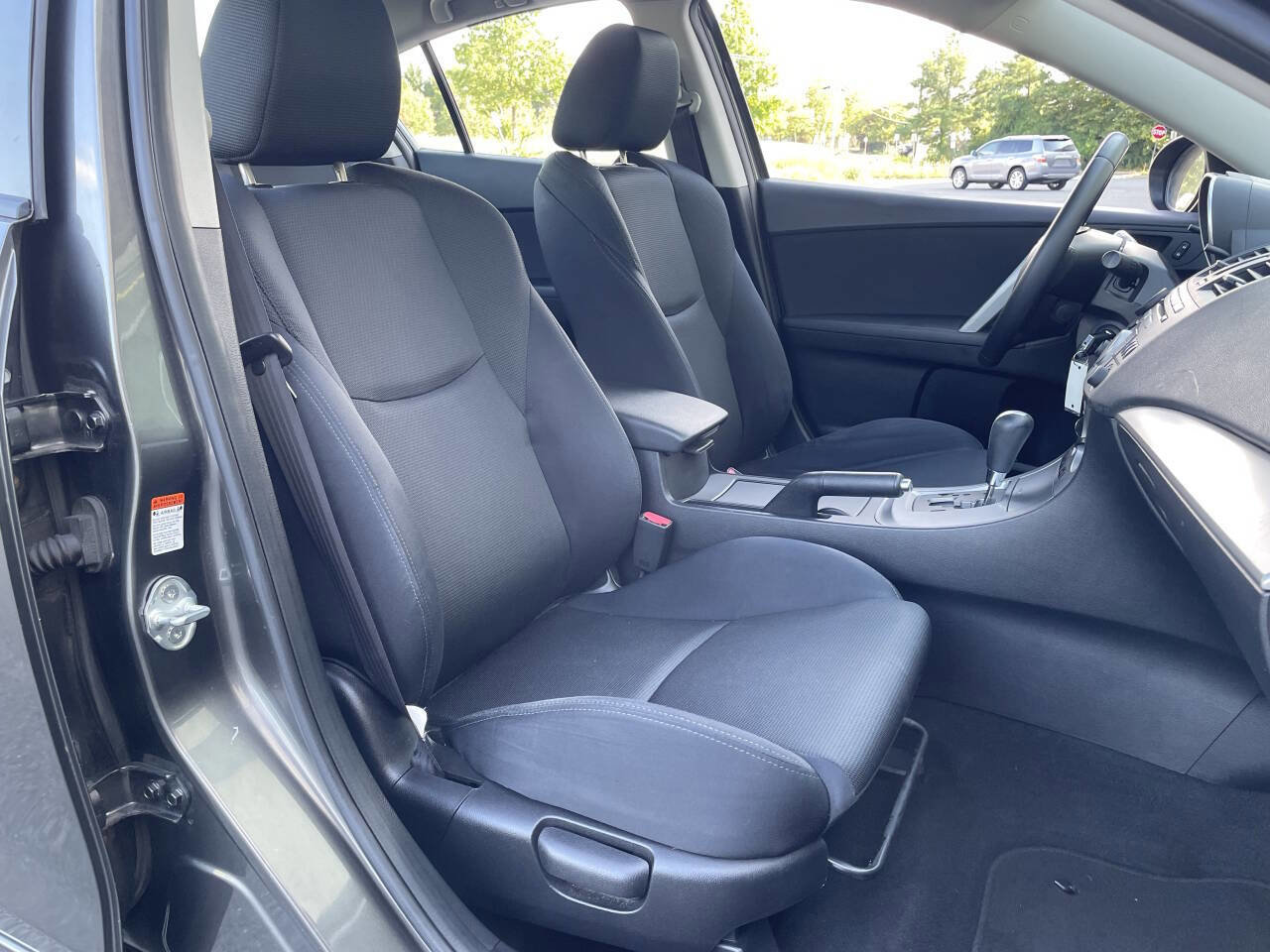 Used 2010 MAZDA MAZDA3 s Sport image 23