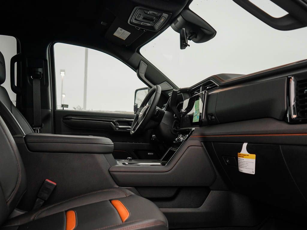 New 2025 GMC Sierra 2500 AT4 w/ Technology Package image 9