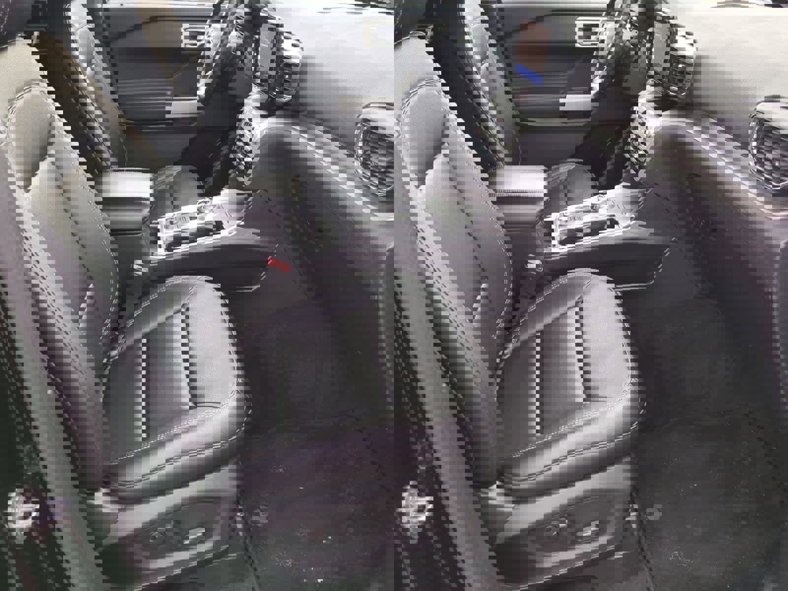 Used 2020 Ford Explorer XLT w/ Equipment Group 202A image 23