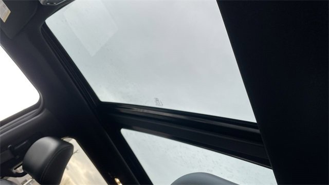 Used 2016 Ford F150 Lariat w/ Equipment Group 501A Mid image 22