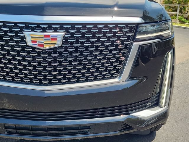 Used 2021 Cadillac Escalade Premium Luxury AWD/4WD image 8