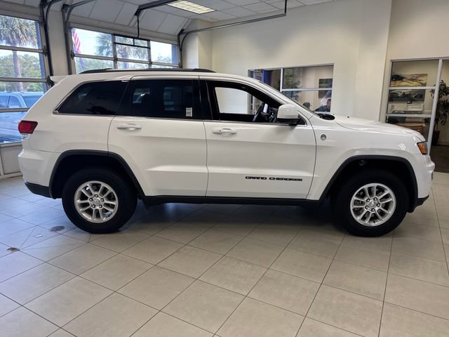 Used 2020 Jeep Grand Cherokee Laredo AWD/4WD image 9