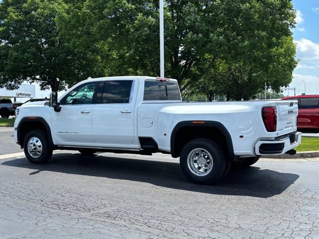 New 2026 GMC Sierra 3500 Denali Ultimate AWD/4WD image 14