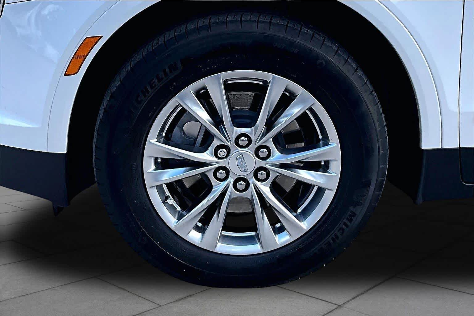 Used 2020 Cadillac XT5 Premium Luxury FWD image 11