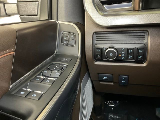 New 2025 Ford F350 King Ranch w/ Chrome Package image 21