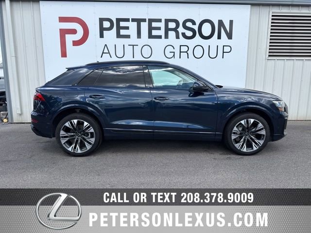 Used 2024 Audi Q8 Premium Plus AWD/4WD image 3