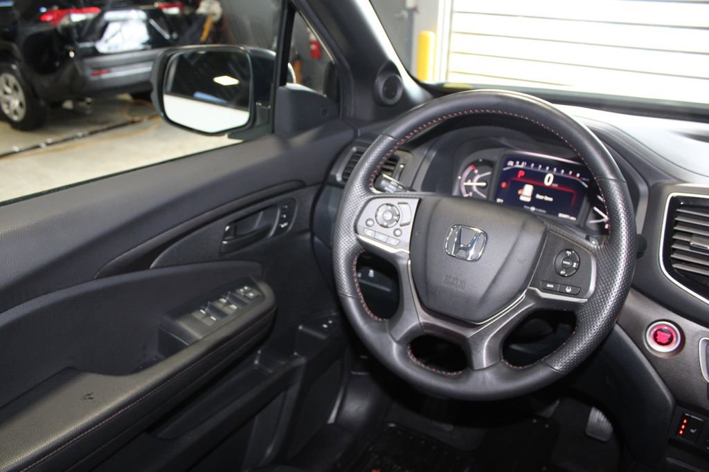 Used 2023 Honda Passport TrailSport image 25