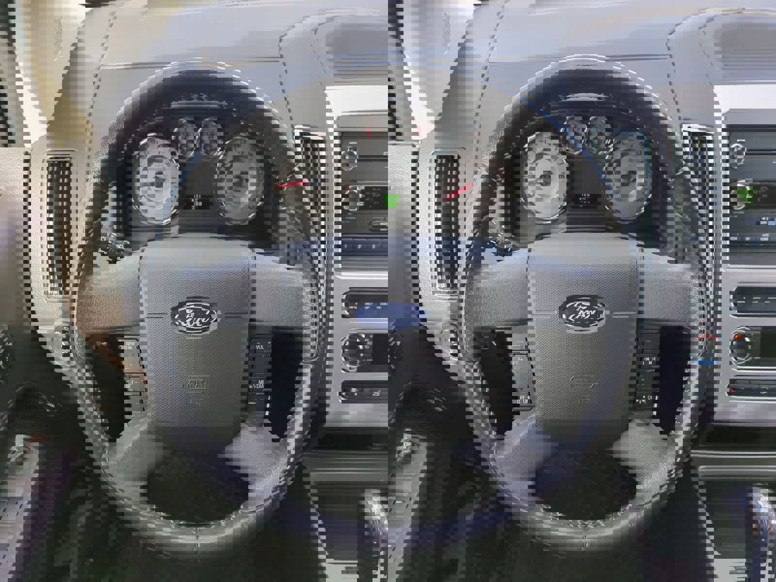 Used 2010 Ford Edge Limited AWD/4WD image 22