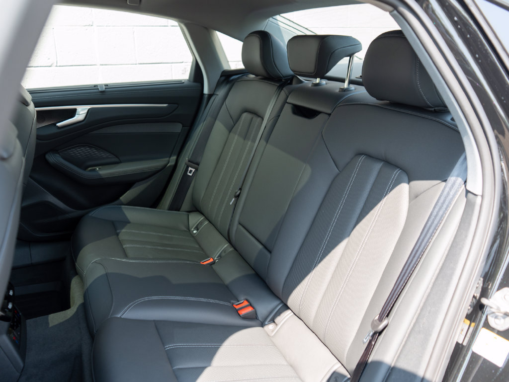 New 2026 Audi A6 Premium Plus AWD/4WD image 9