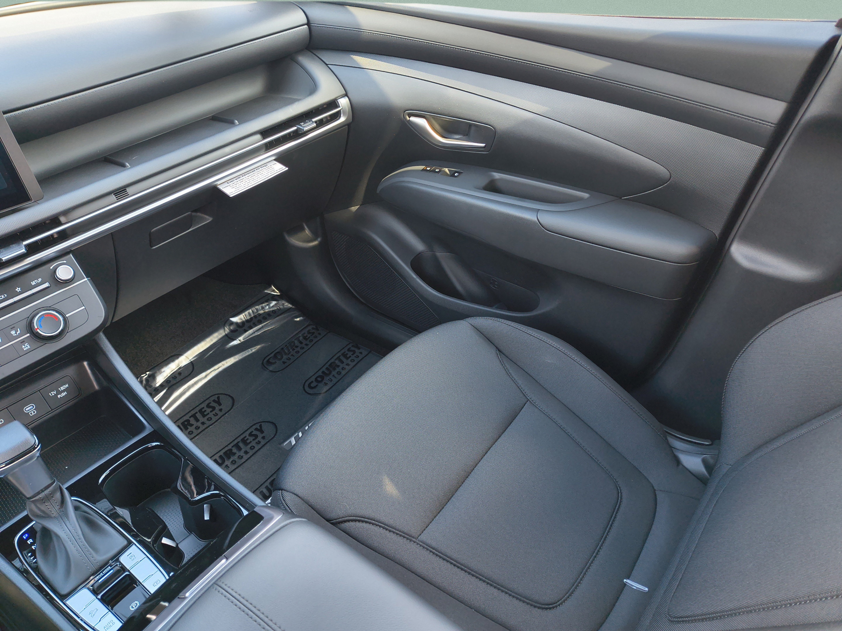 New 2026 Hyundai Tucson SE FWD image 13