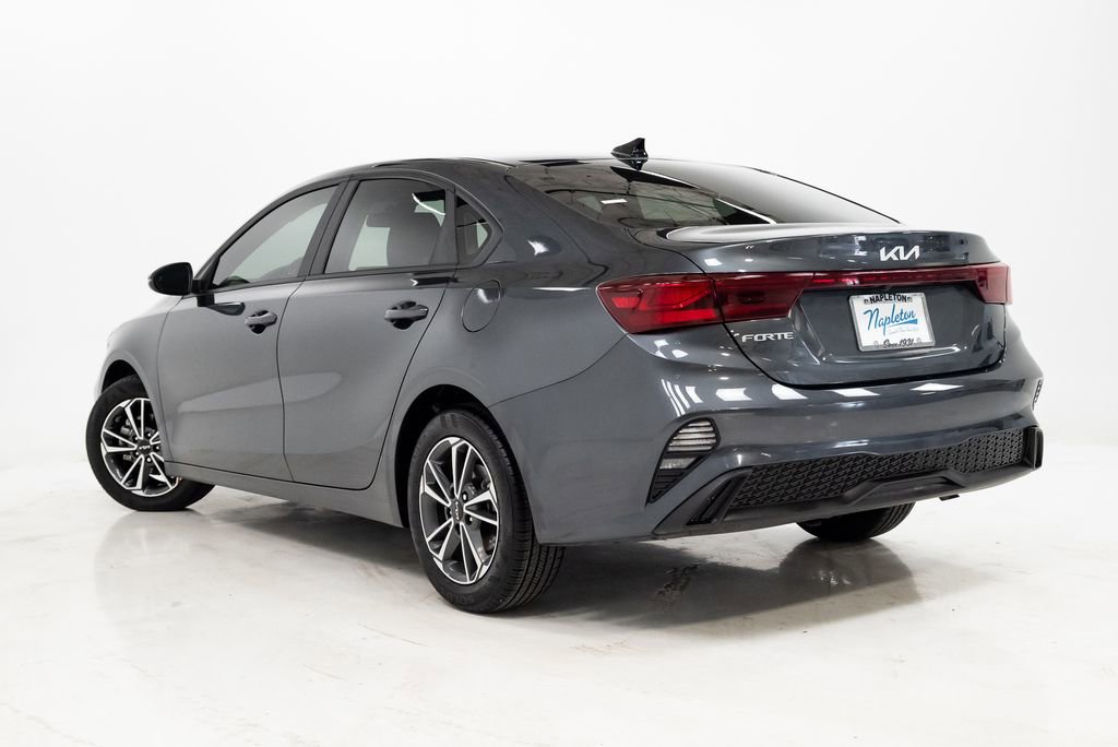 Certified 2022 Kia Forte LXS w/ LXS Technology Package image 28