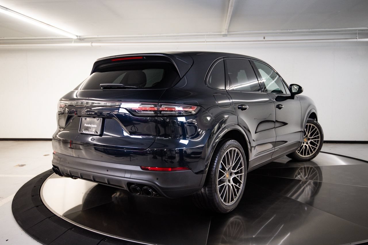 Certified 2023 Porsche Cayenne Platinum Edition AWD/4WD image 7