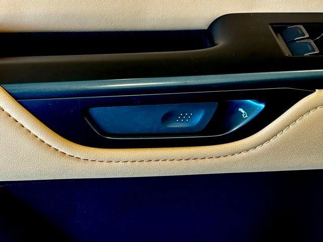 Used 2025 Lexus NX 350 350h Base image 15