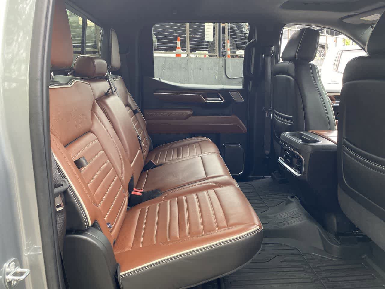 Used 2024 GMC Sierra 1500 Denali Ultimate AWD/4WD image 17