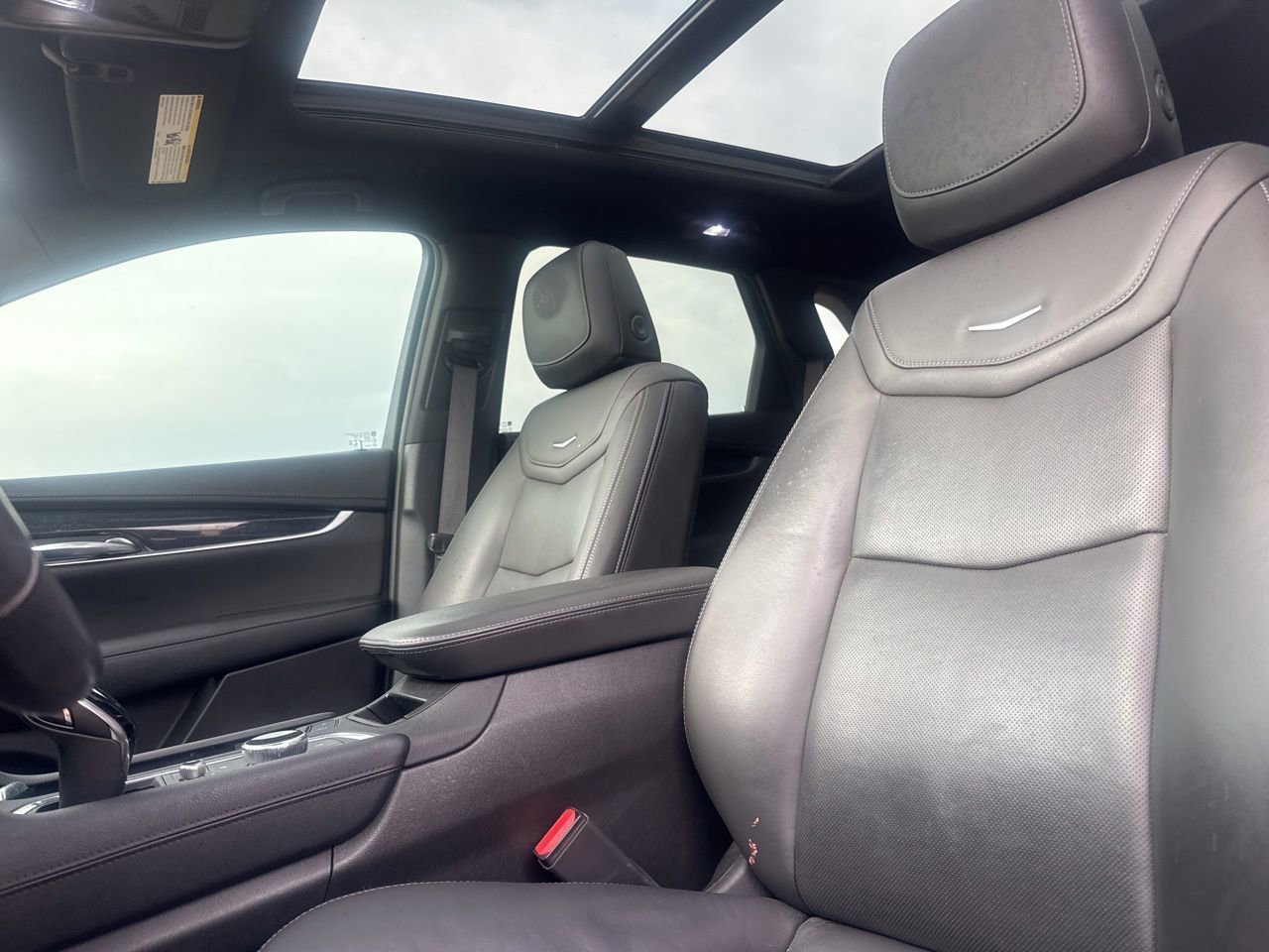 Used 2022 Cadillac XT5 Premium Luxury w/ Technology Package FWD image 41