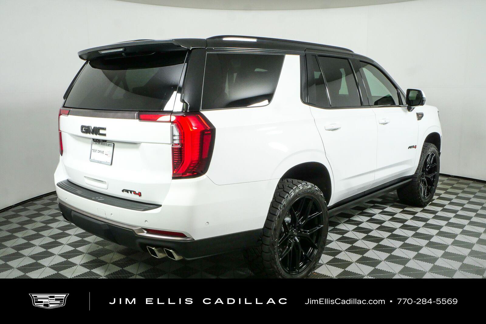 Used 2025 GMC Yukon AT4 Ultimate w/ LPO, Floor Liner Package AWD/4WD image 3