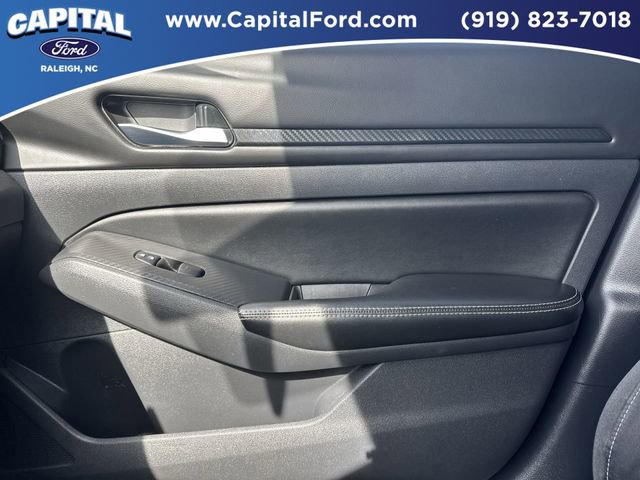 Used 2024 Nissan Altima 2.5 SV image 27