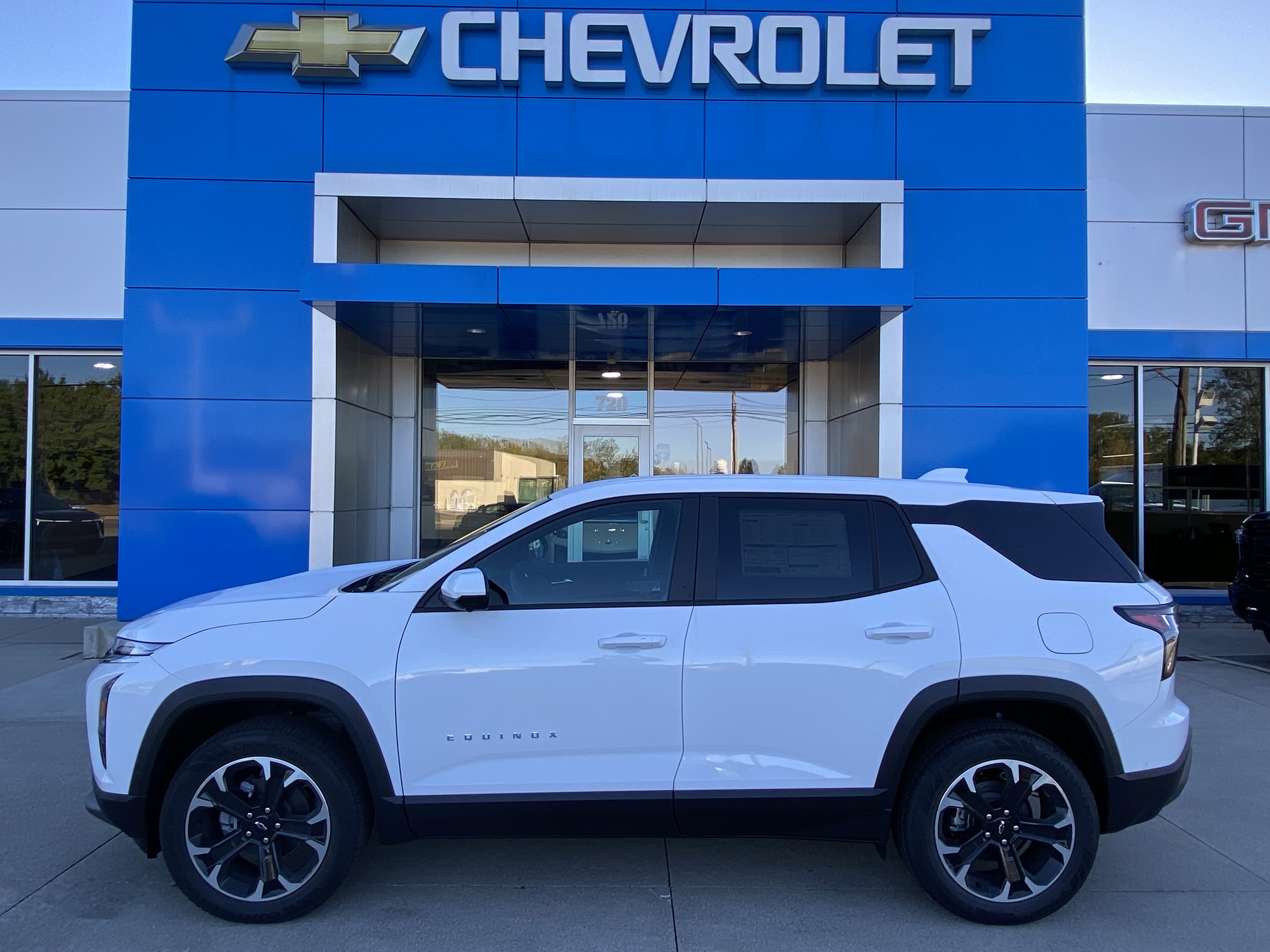 New 2026 Chevrolet Equinox LT w/ Convenience Package II image 19
