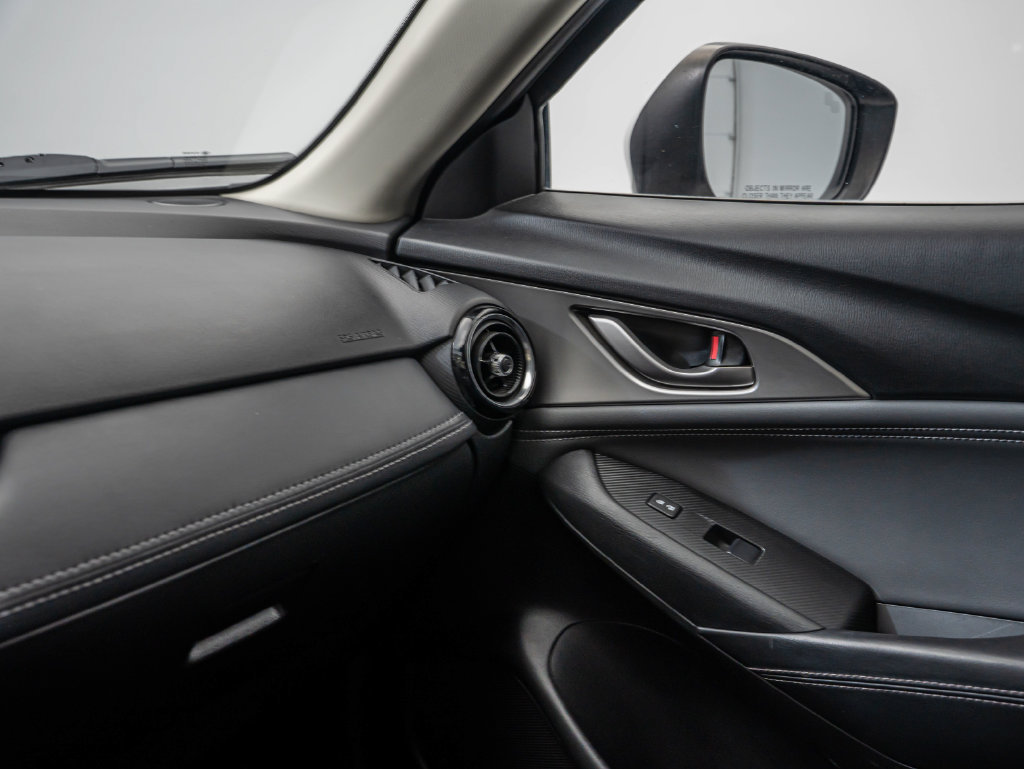 Used 2019 MAZDA CX-3 Touring FWD image 35