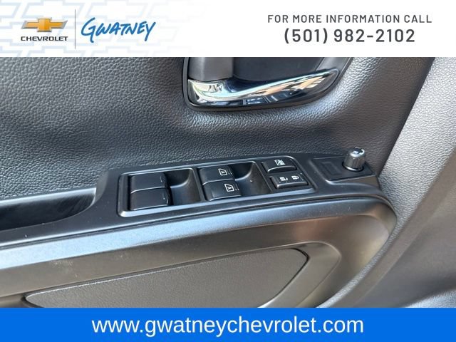 Used 2023 Nissan Titan PRO-4X w/ Pro-4x Convenience Package AWD/4WD image 23