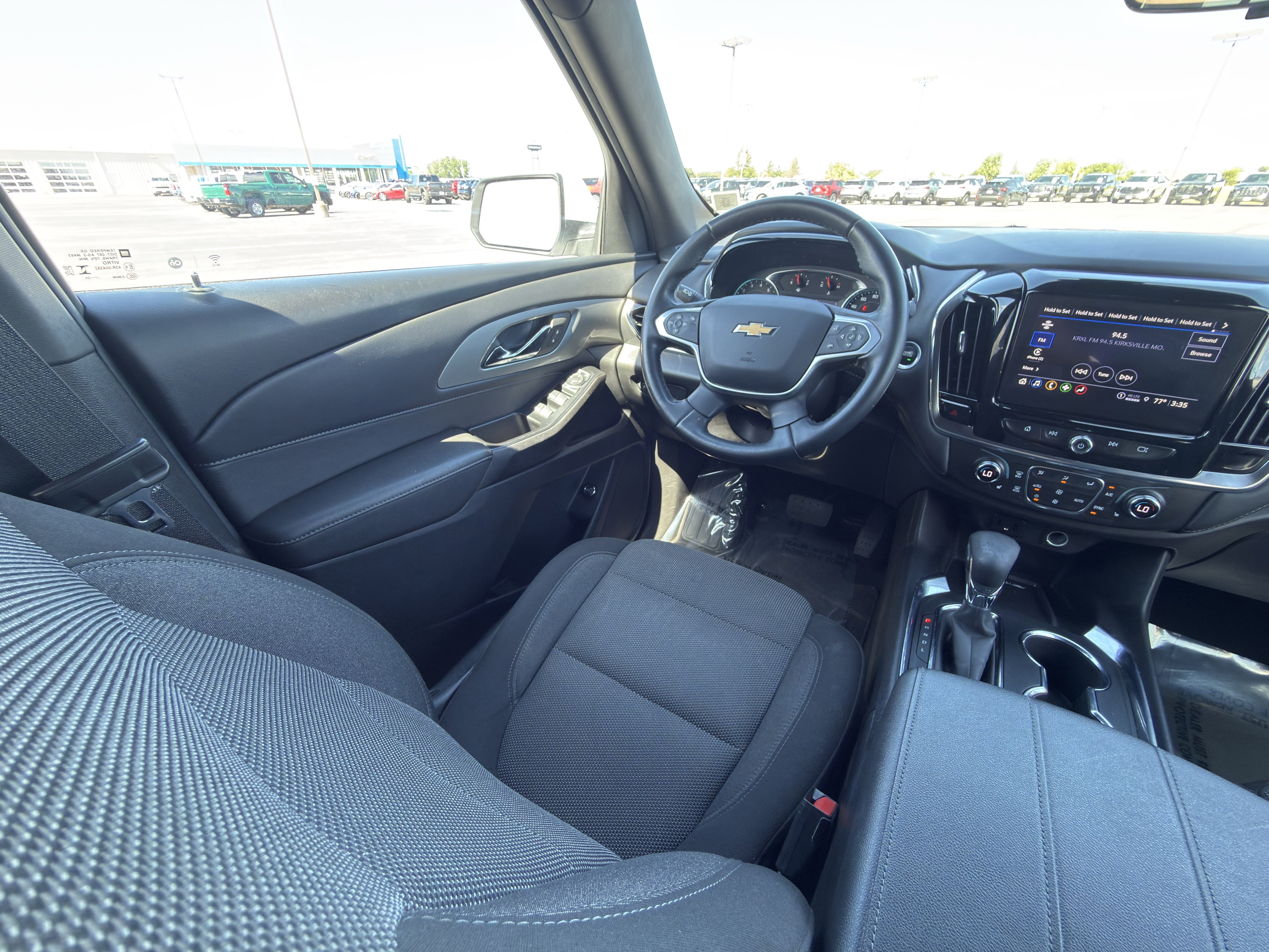 Certified 2023 Chevrolet Traverse LT w/ Rear Camera Mirror Package AWD/4WD image 29
