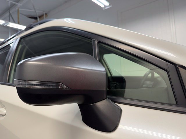 Used 2022 Subaru Crosstrek 2.5i Sport w/ Moonroof Package AWD/4WD image 35