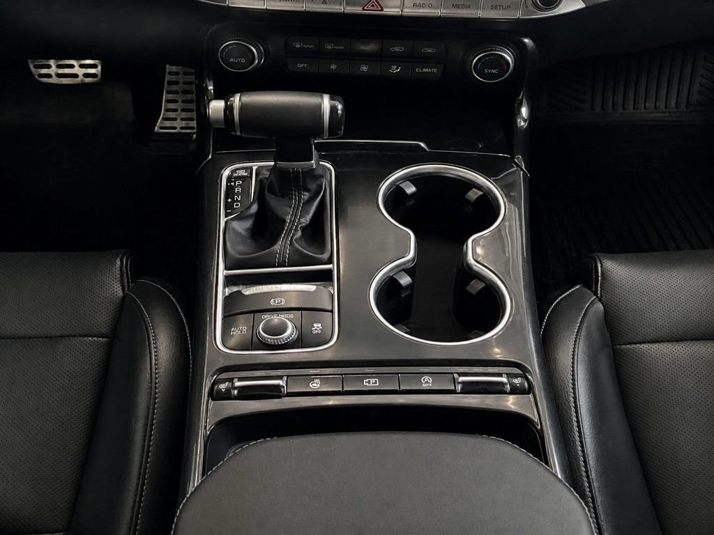Certified 2022 Kia Stinger GT-Line w/ Sun & Sound Package AWD/4WD image 29