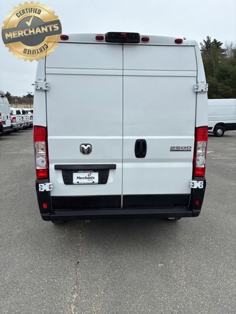 Used 2023 RAM ProMaster 2500 FWD image 2
