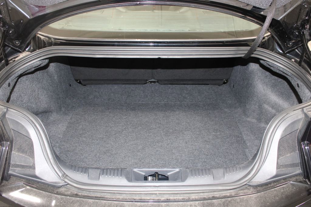 Used 2024 Ford Mustang EcoBoost image 20