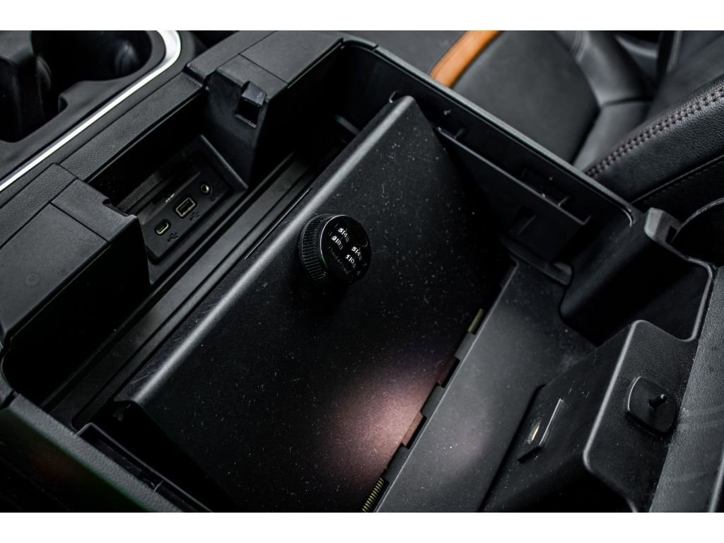 Used 2022 GMC Sierra 2500 AT4 w/ AT4 Premium Plus Package image 28