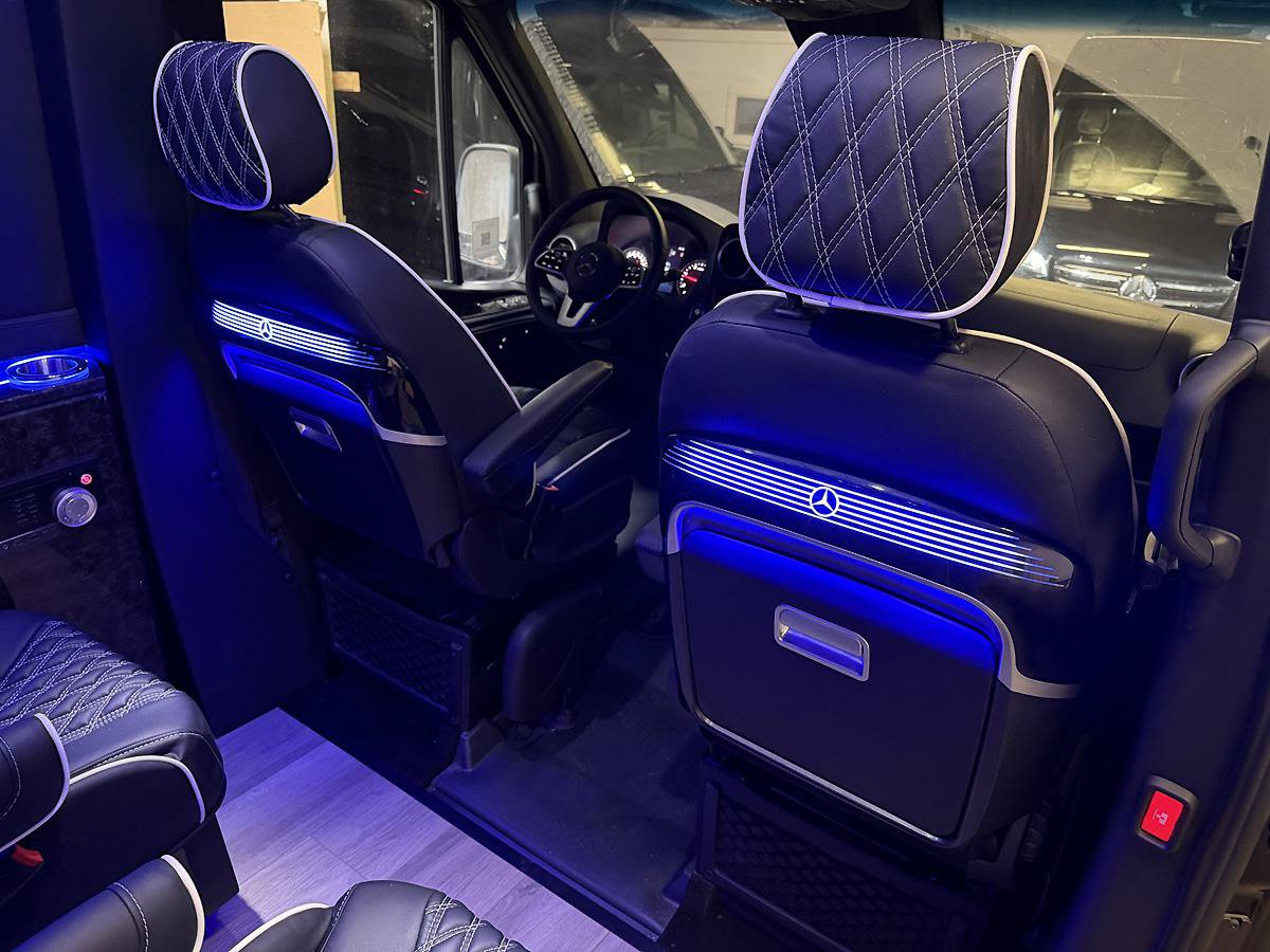 Used 2026 Mercedes-Benz Sprinter 2500 image 2