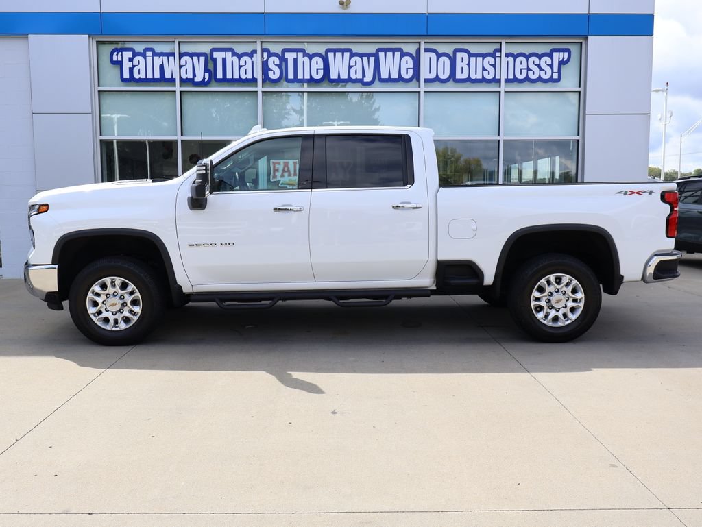 Certified 2024 Chevrolet Silverado 2500 LTZ AWD/4WD image 7