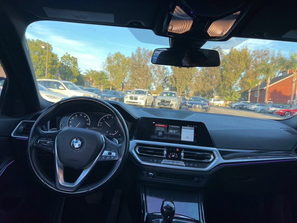 Used 2020 BMW 330i Sedan w/ Driving Assistance Package image 9