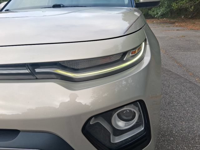 Used 2020 Kia Soul EX FWD image 9