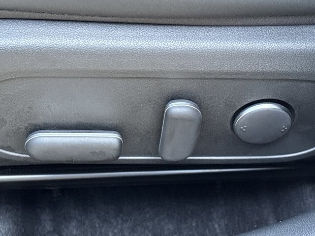 Used 2026 Hyundai Kona Limited image 17