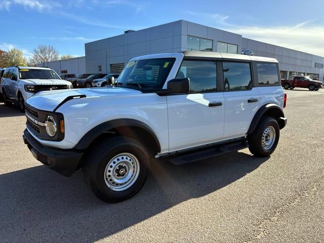Used 2025 Ford Bronco 4-Door AWD/4WD image 6