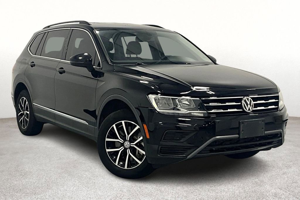 Used 2021 Volkswagen Tiguan SE image 1