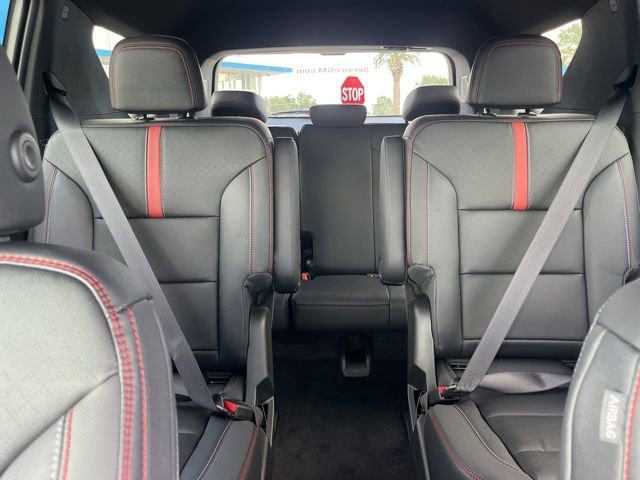 New 2026 Chevrolet Traverse RS w/ LPO, Floor Liner Package FWD image 46
