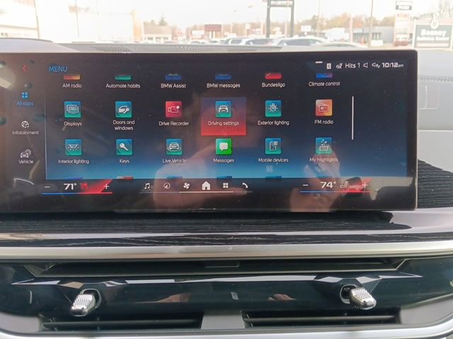Used 2025 BMW X7 M60i image 21