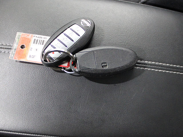 Used 2020 Nissan Sentra SV w/ Lighting Package FWD image 18