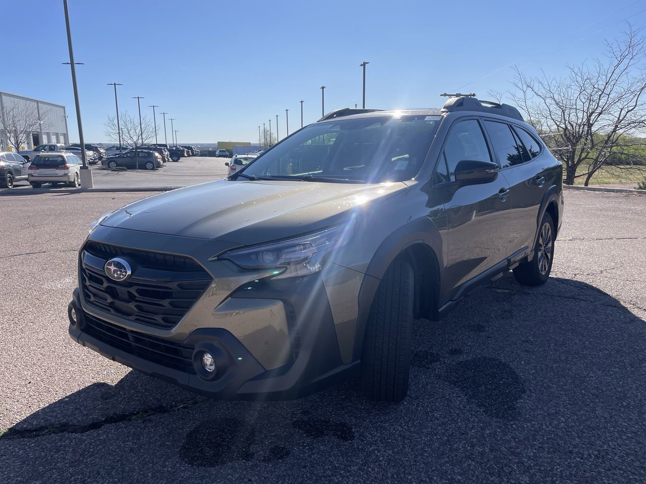 Used 2025 Subaru Outback Onyx Edition AWD/4WD image 3