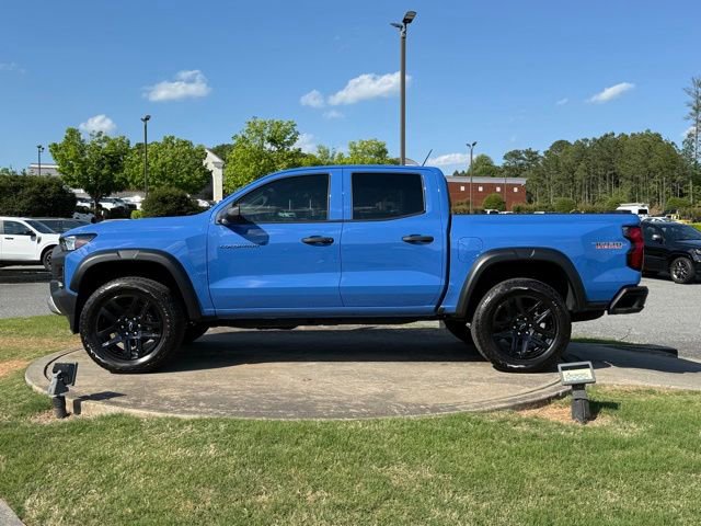 Used 2025 Chevrolet Colorado Trail Boss AWD/4WD image 4