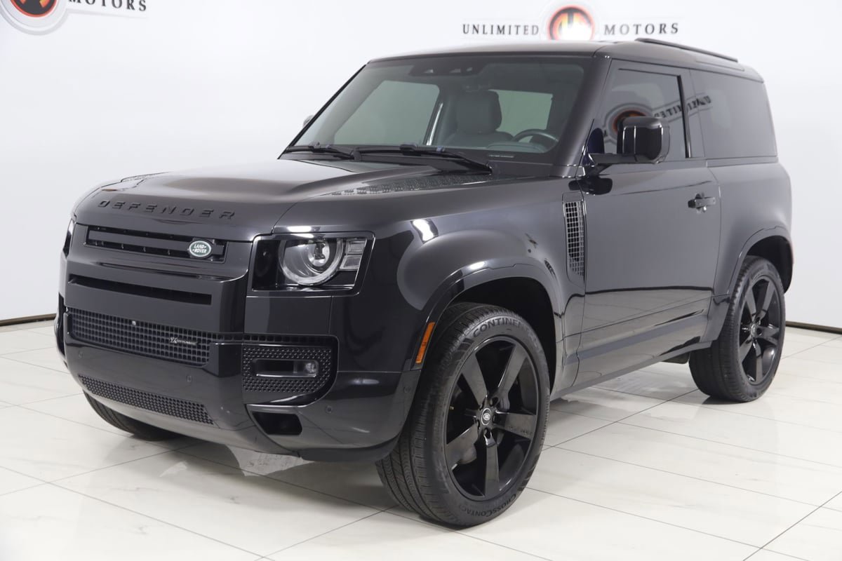 Used 2023 Land Rover Defender 90 X-Dynamic SE AWD/4WD image 5