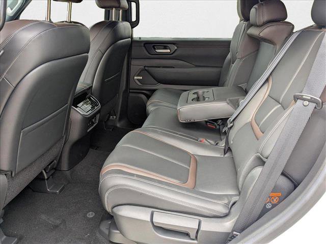 New 2025 Nissan Armada SL image 14