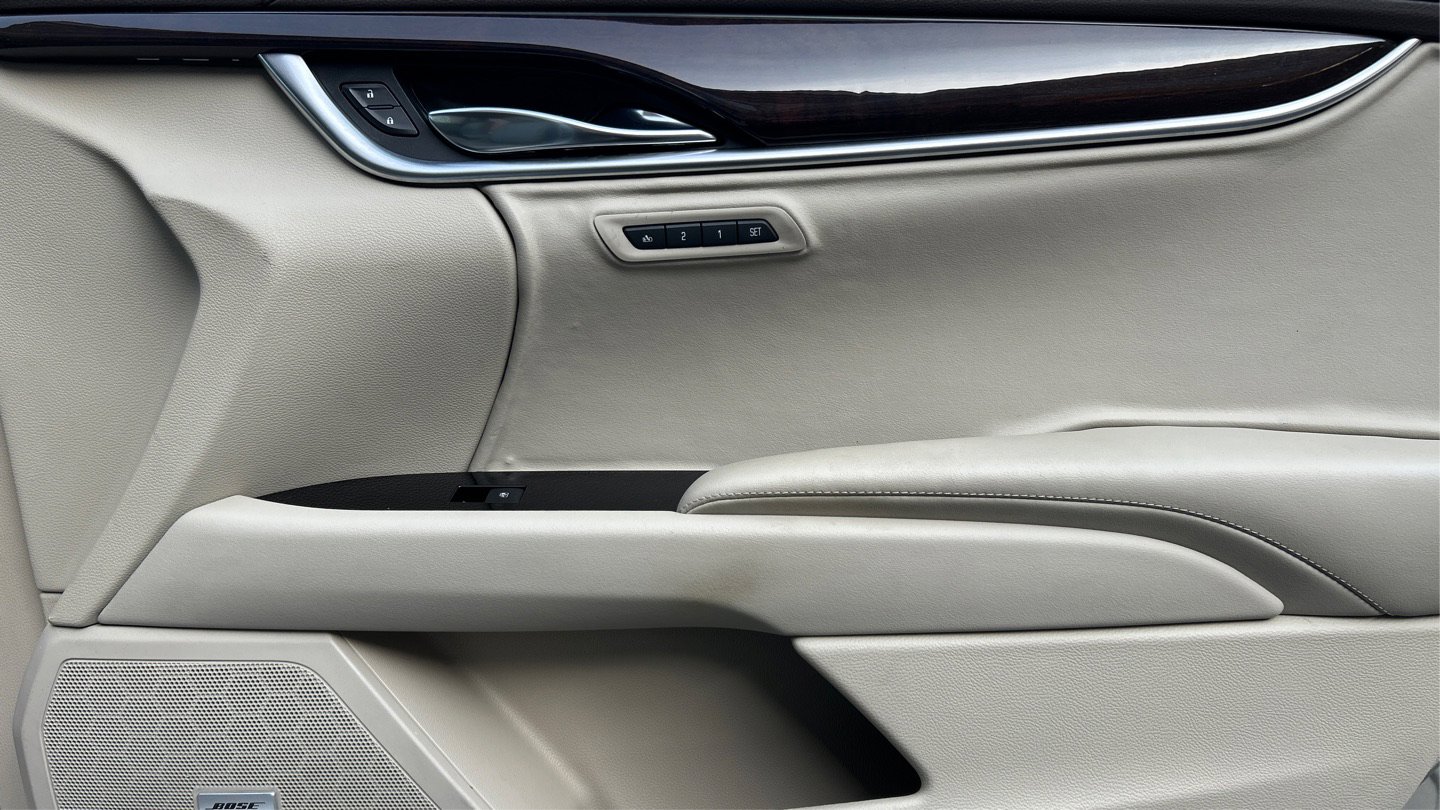 Used 2014 Cadillac XTS Luxury image 39